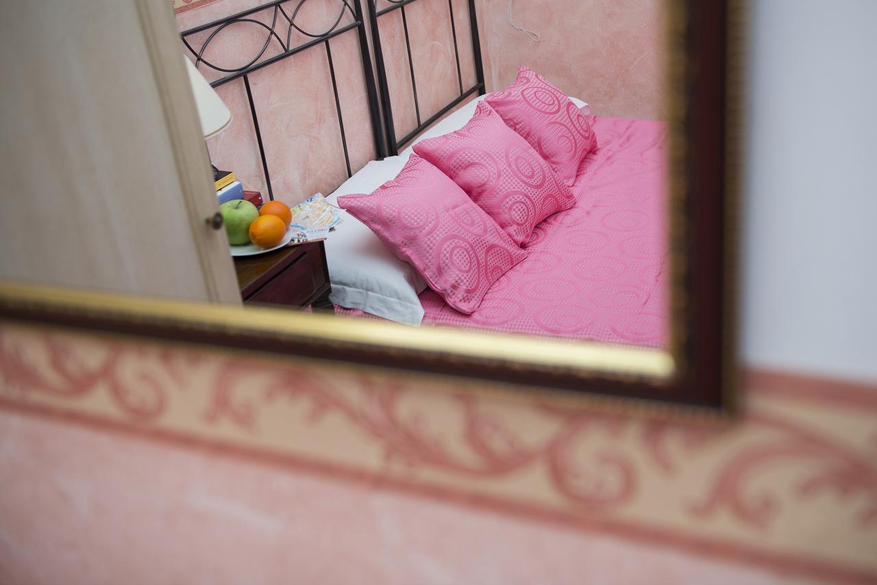 Bed and Breakfast Obelus Rzym Zewnętrze zdjęcie